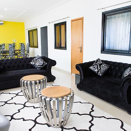 Maxwell Court Apartments Accra Exterior foto
