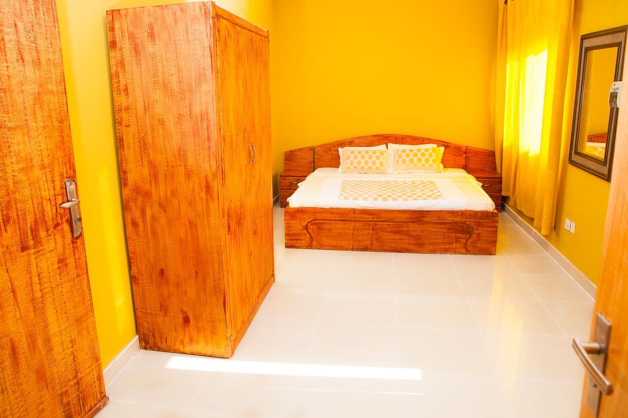 Maxwell Court Apartments Accra Exterior foto