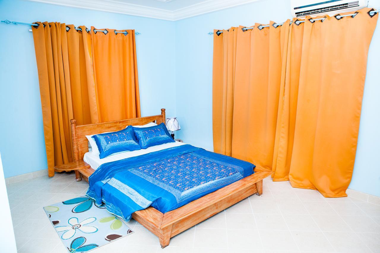 Maxwell Court Apartments Accra Exterior foto