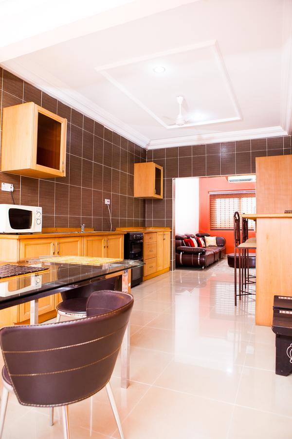 Maxwell Court Apartments Accra Exterior foto
