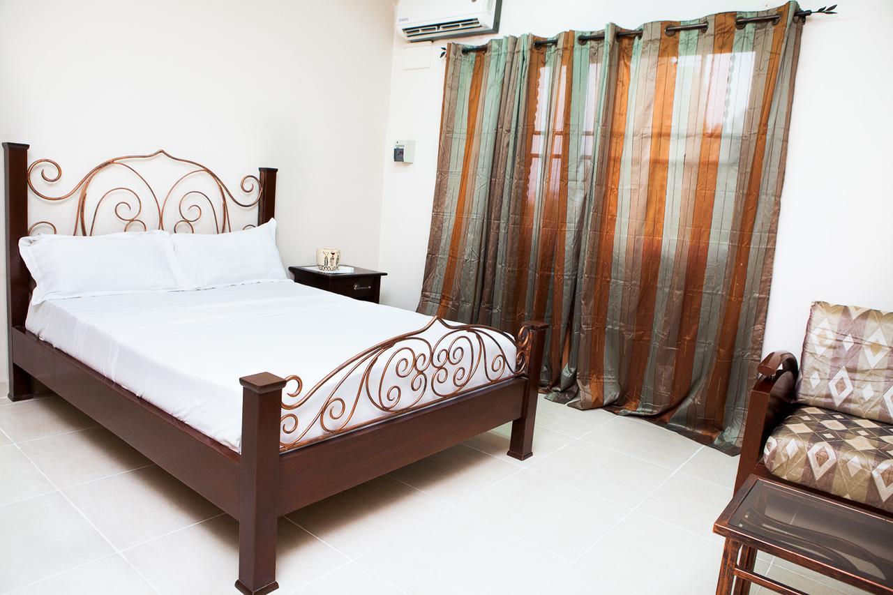 Maxwell Court Apartments Accra Exterior foto