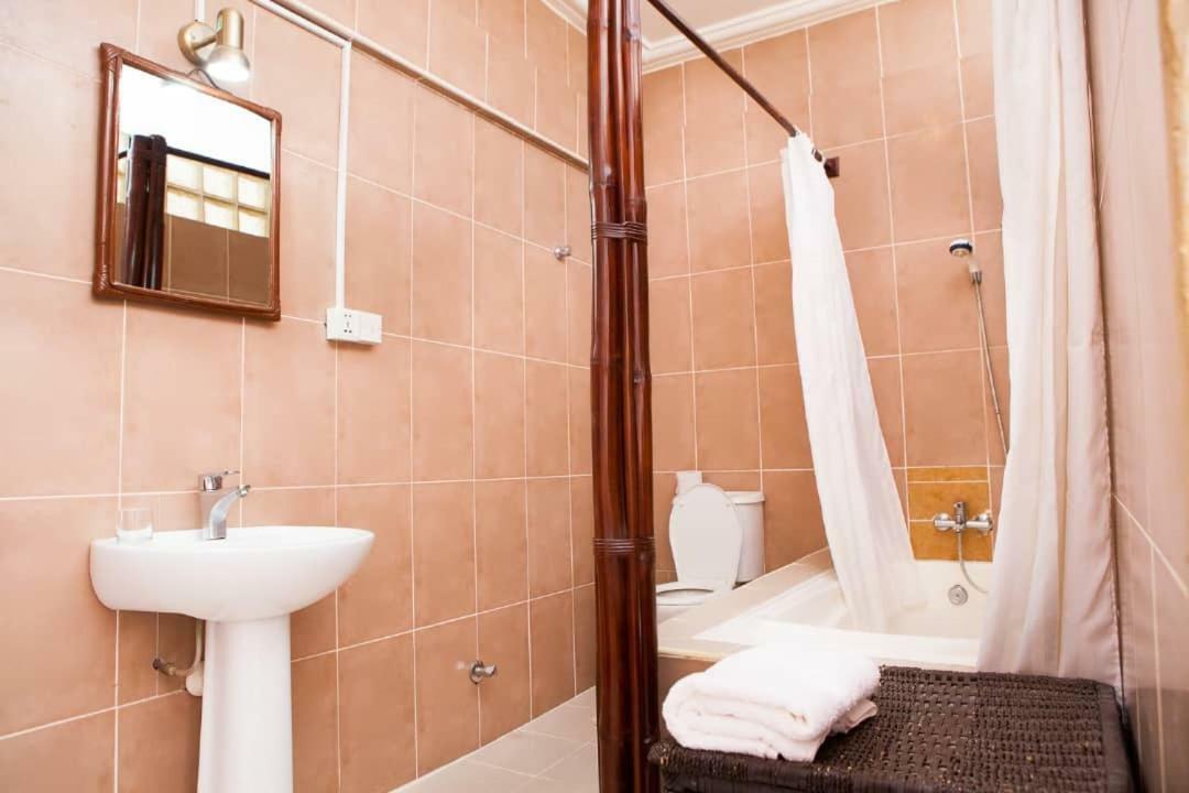 Maxwell Court Apartments Accra Exterior foto